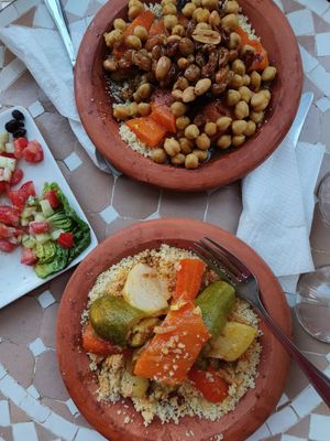 Moroccan salad, vegetable and chickpeaes at Shyadma's Vegan Food in Essaouira
