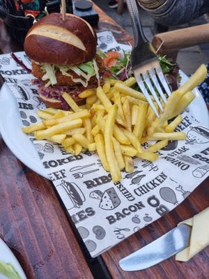 Vegan Louisiana Chick'n Burger
with spicy slaw, lettuce, gherkin and vegan mayo. at The Mason's Arms in Bury St Edmunds