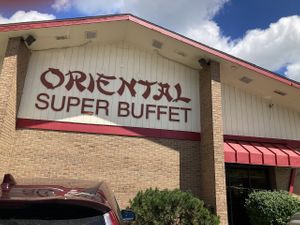 Exterior  at Oriental Super Buffet in Zanesville