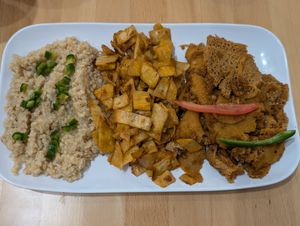 vegan breakfast platter at Buna Kurs in Richmond