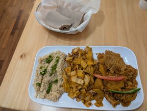 Vegan breakfast platter at Buna Kurs in Richmond