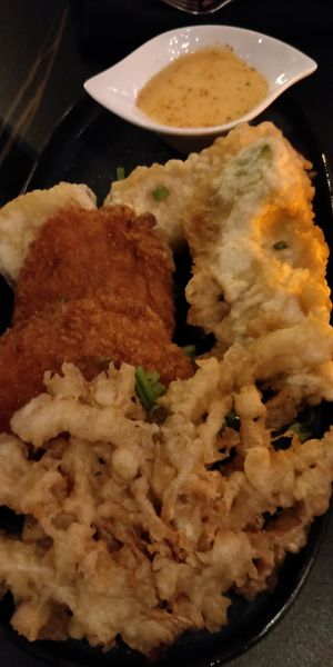  at Shushuto Bar à Ramen + Tapas in Montreal