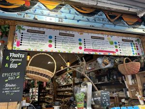 Vegan smoothies and juices  at Au Jardin des Saveurs in Paris