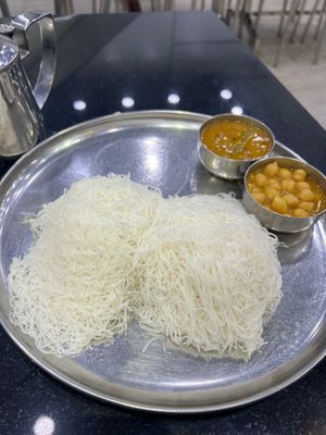 string hoppers  at Balaji Dosai in Kandy
