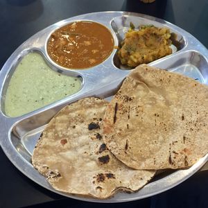 Chapathi set with Channa (chickpea curry) at Balaji Dosai in Kandy