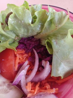Vegan salad as a side at Brauhaus Kloster Machern in Bernkastel-kues