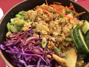 Poke au tofu curry  at Café Chic  in Gran Canaria