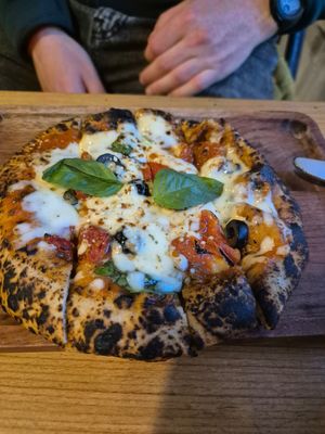 Vegetatian margherita at Metta Cafe in Leh