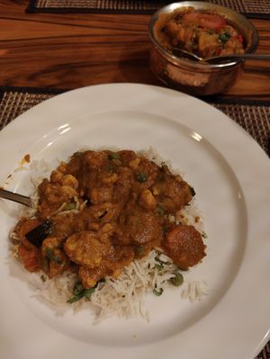 Sabzi vindaloo – vegetables in hot spicy sauce*** at Elevant in Tallinn