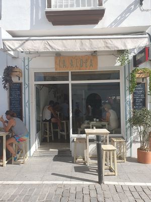 Sitio muy acogedor at La Aldea Cafe Bar in Conil De La Frontera