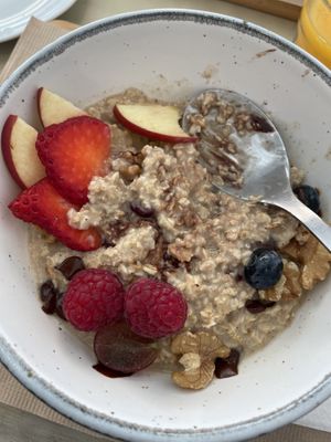 Vegan porridge — very tasty and generous portion (I could not finished). It looked so great when it arrived that I started eating immediately & only thought afterwards about phot at La Aldea Cafe Bar in Conil De La Frontera