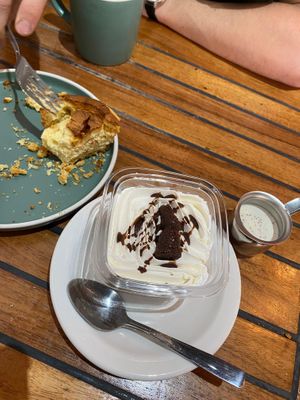 Pastel de 3 leches y pan sin gluten y sin azúcar   at Santa Foodies in Mexico City