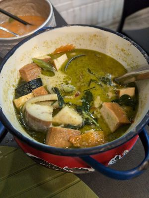 Curry Verde con tofu picoso y rico at Pui's Thai Tapas in Madrid