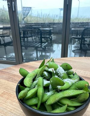 Leider die einzige glutenfreie Alternative: Edamame  at Wagamama in The Hague