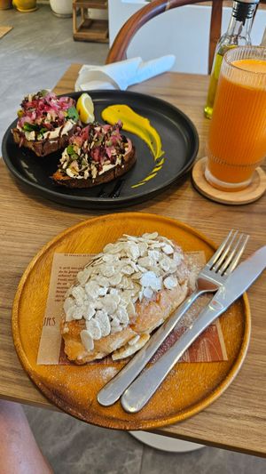 Almond croissant and Mediterranean Bread at Kia Ora Café in Koh Phangan