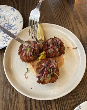 “Crab” Cakes #Veganuary at Blossom & Root Kitchen in Danville