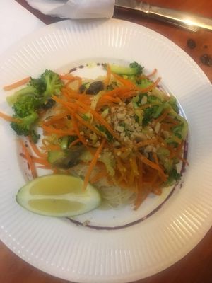 Pad Thai at Ayawasi Organico and Natural in La Serena