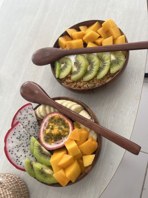   at Walu Bowls in Koh Phangan