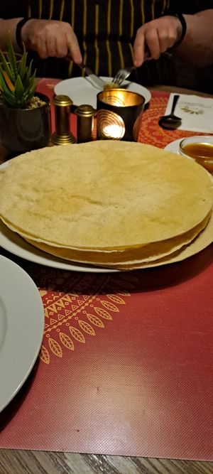 Papadoms at Rangoli in Prague