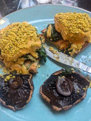 Tofu Florentine 😍 at The Gallery Cafe in East London