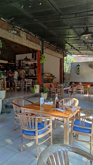  at Slice And Brew in Tulamben