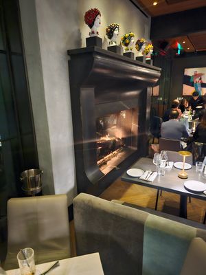  at Casaléna in Woodland Hills