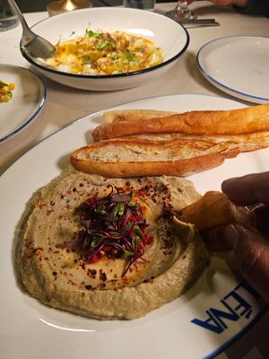  at Casaléna in Woodland Hills