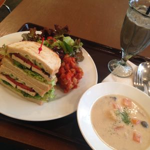 sandwich set with todays smoothie at Pure Cafe in Tokyo