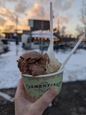 Peanut butter cup and cashew caramel #Veganuary at Clementine's Naughty & Nice Creamery in Kirkwood
