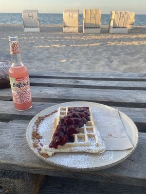 Superleckere Waffel   at Flunderbar in Hohwacht