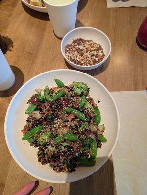 So delicious! And vegan gluten free options!! Even dessert too! I wish we had these in MN at Flower Child - Casa Paloma in Chandler