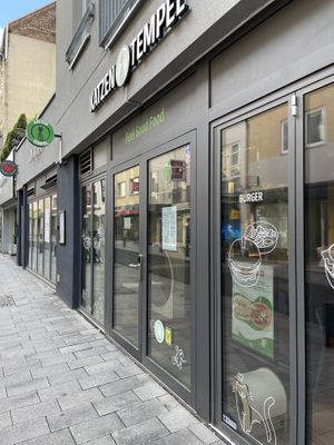 Shop outside  at Katzentempel in Cologne