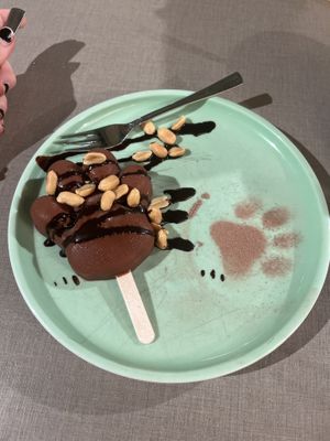 Don't call it Snickers  at Katzentempel in Cologne