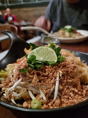 Pad thai without egg with tofu at Better than Hungry in Brussels