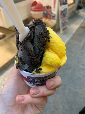 T at La Jijonenca del Carrer Major in Sitges