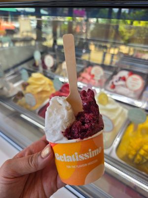 Coconut & raspberry flavours at Gelatissimo in Phuket