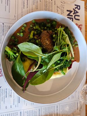 No Fleischpflanzerl at Rauner Restaurant Bar & Wirtshaus in Linz