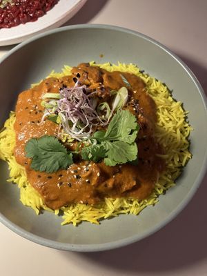 Butter „chicken“ mit Kurkuma Reis  at The Green Garden in Salzburg