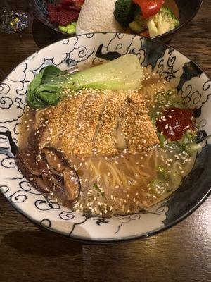 Kamo Tonkutsu Ramen  at Golden Ginkgo  in Berlin