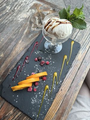   at Golden Ginkgo  in Berlin