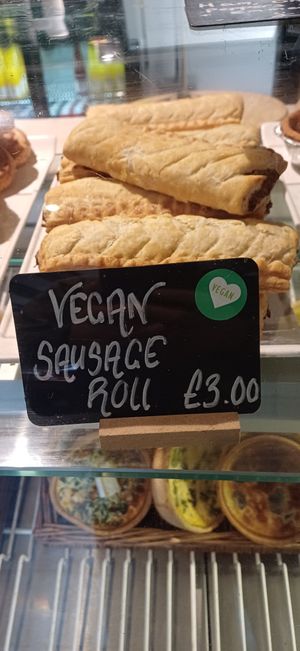  at No Name Shop in Sandwich