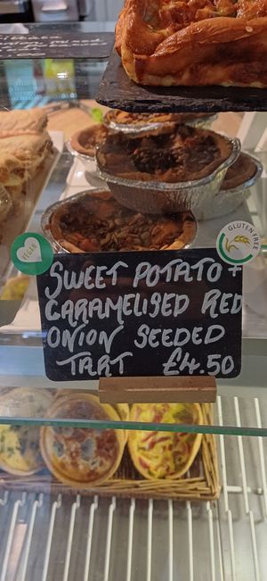  at No Name Shop in Sandwich