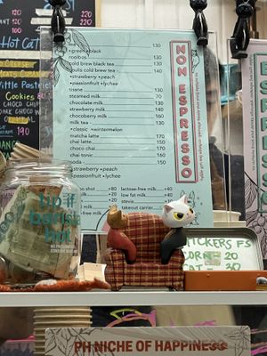 Non espresso menu  at Hot Cat  in Baguio City