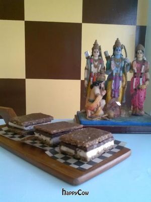 Raw Superfood S'mores at Anandamide: Psychedelicatessen in Long Beach, CA. at Anandamide - Psychedelicatessen in Long Beach