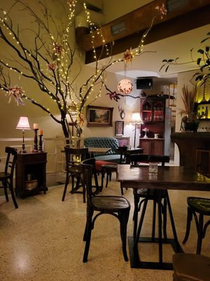 Very cozy venue at Los V in Athens