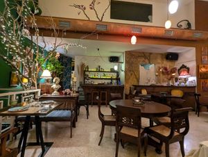 interior at Los V in Athens