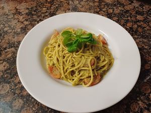 Pasta al pesto con tomates cherrys at Danny Café Bar in Palas De Rei