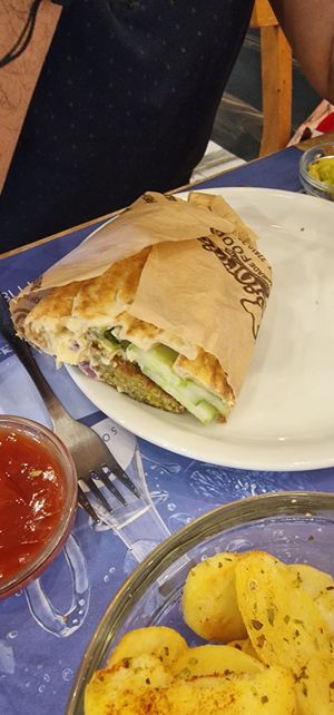 Falafel at Di Giorgio in Corinth