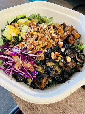Shroomami Bowl  at sweetgreen in Fishers