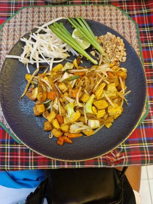 Pad thai at Kanchi in Hua Hin